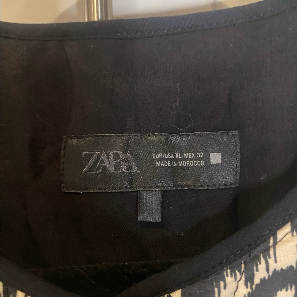Zara Black and Cream Teddy Jacket - Picture 2 of 4